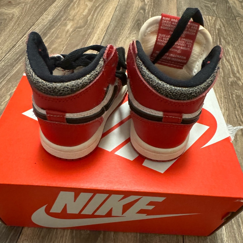 Jordan ones 4c fairly new only worn twice